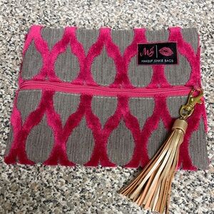 Makeup Junkie Small bag Gray and pink